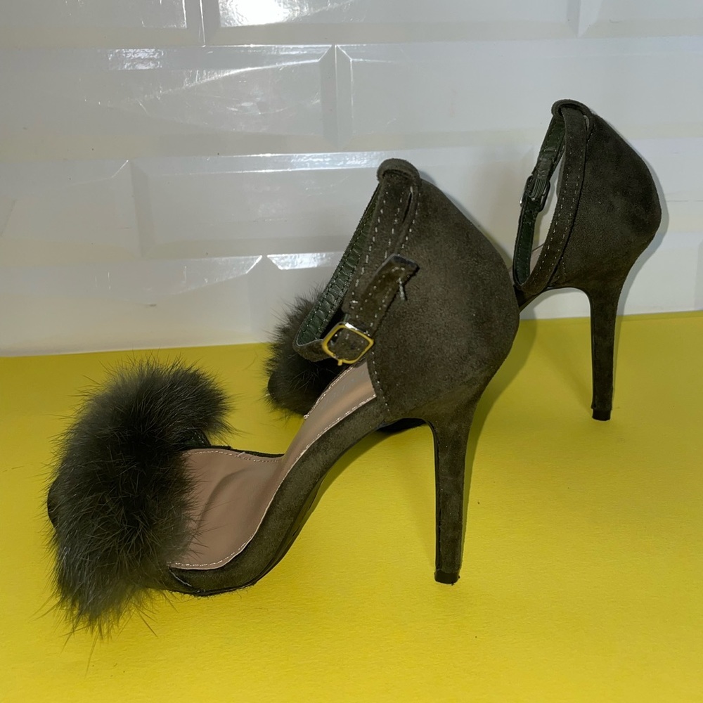 Forever Rubina Forest Green Heels. Size 6.5 - Picture 8 of 8